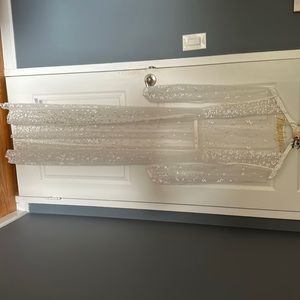 Le Rose Stories ADELE BRIDAL LACE MAXI ROBE